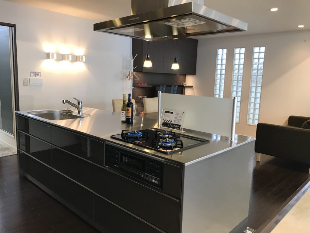 ナスラック バゼロ