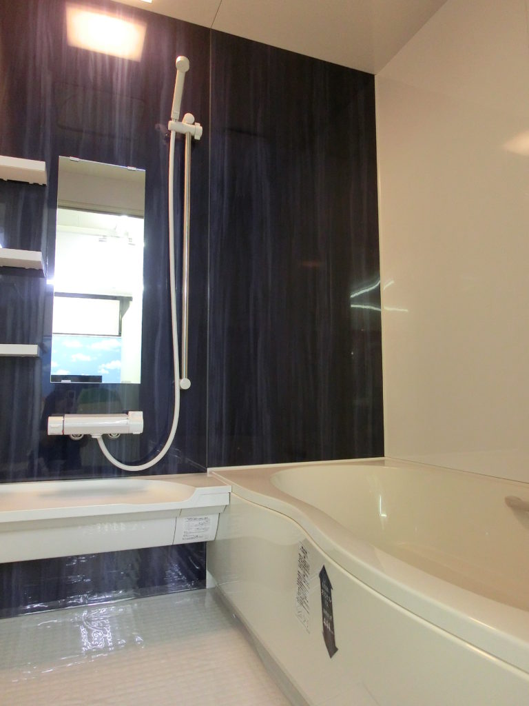 LIXIL オリジナルバス(アライズ)