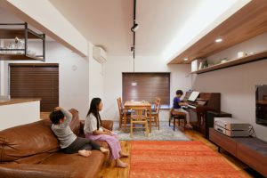 築41年マンションリノベ | 戸建てのように暮らす ~タウンハウスで叶える子育て世代の家事ラクな家~