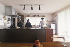 築30年戸建てリノベ | ナチュラルビンテージの家 〜回遊動線×無印良品収納で作る、子育て世代が暮らしやすい家事ラクな住まい〜