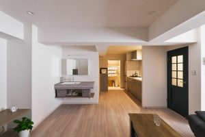 築55年マンションリノベ | リビングに洗面台!?60平米で叶える理想の間取り